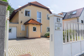 Exquisite Shared Villa - Your Private Room in this Beautiful Home, Vienna